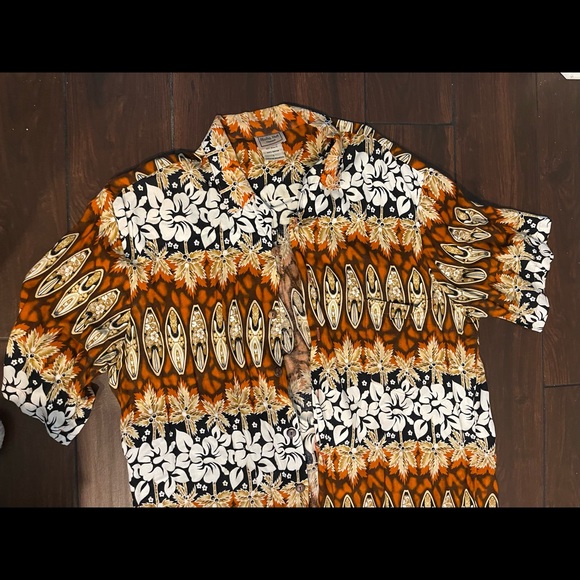 Vintage Aloha Hut Hawaiian Shirt Size L Short Sleeve Surfboard Print 100% Rayón - Picture 4 of 14